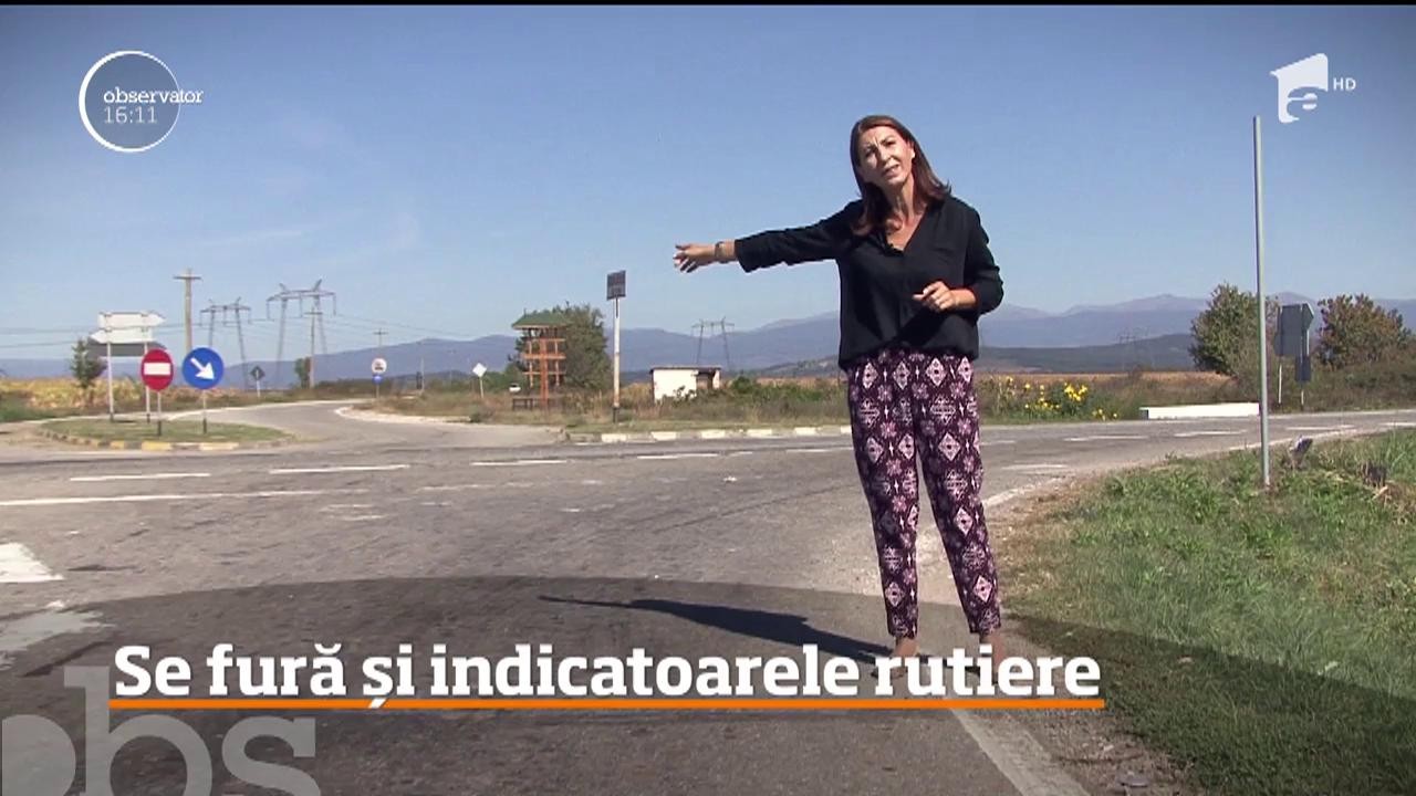 Hoţii fură p&acirc;nă şi indicatoarele rutiere
