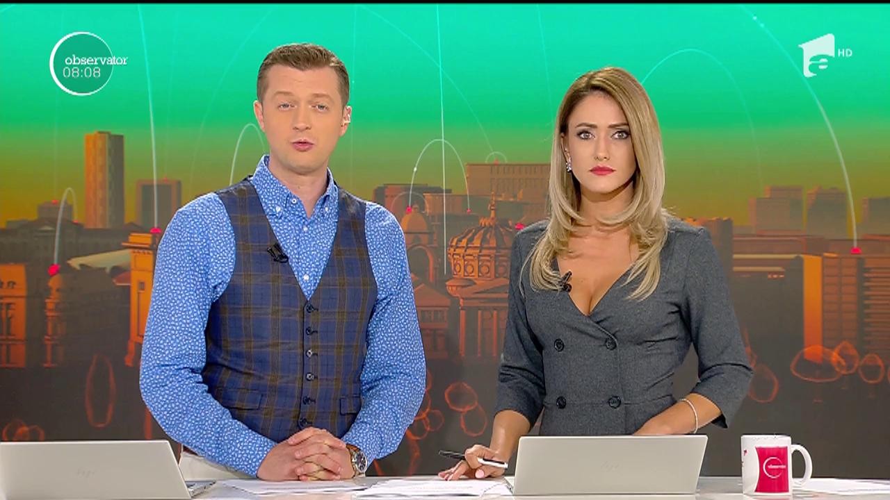 Oamenii rămaşi pe drumuri după ce blocul &icirc;n care locuiau, &icirc;n sectorul 5, a fost mistuit de flăcări, se &icirc;ntorc &icirc;n apartamentele lor