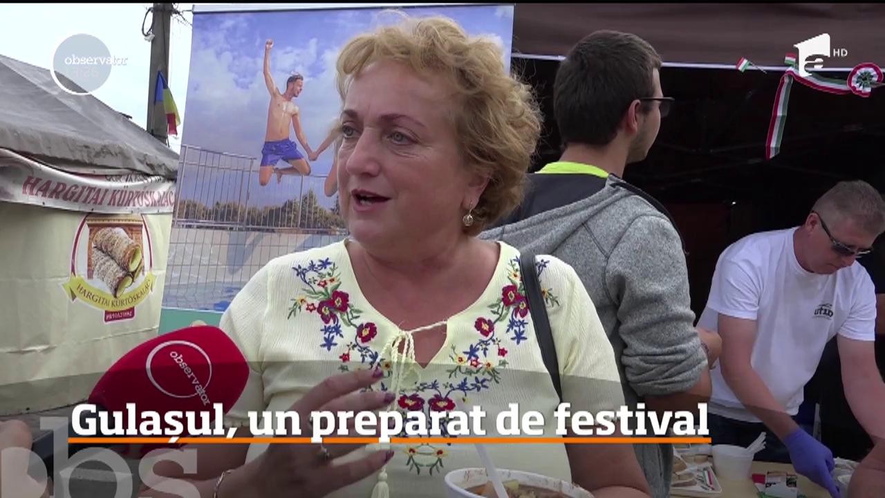 La poalele Cetăţii Deva este sărbătorit gulaşul