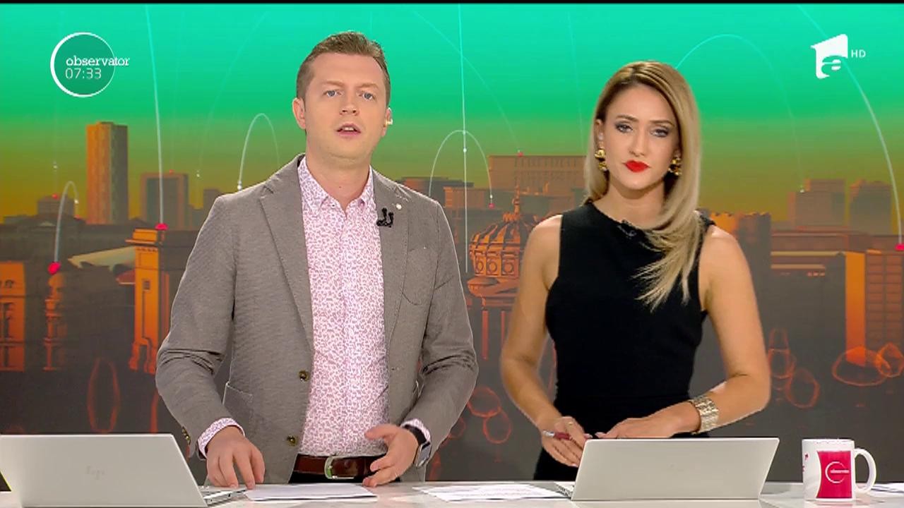 cunoscută staţiune maritimă din Portugalia a căpătat o &icirc;nfăţişare de basm cu ocazia unui festival intitulat "Lumina", cuv&acirc;nt care sună la fel ca &icirc;n rom&acirc;nă