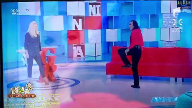 R&acirc;zi cu lacrimi. Demonstrație de karate &icirc;n stilul lui Bruce Lee