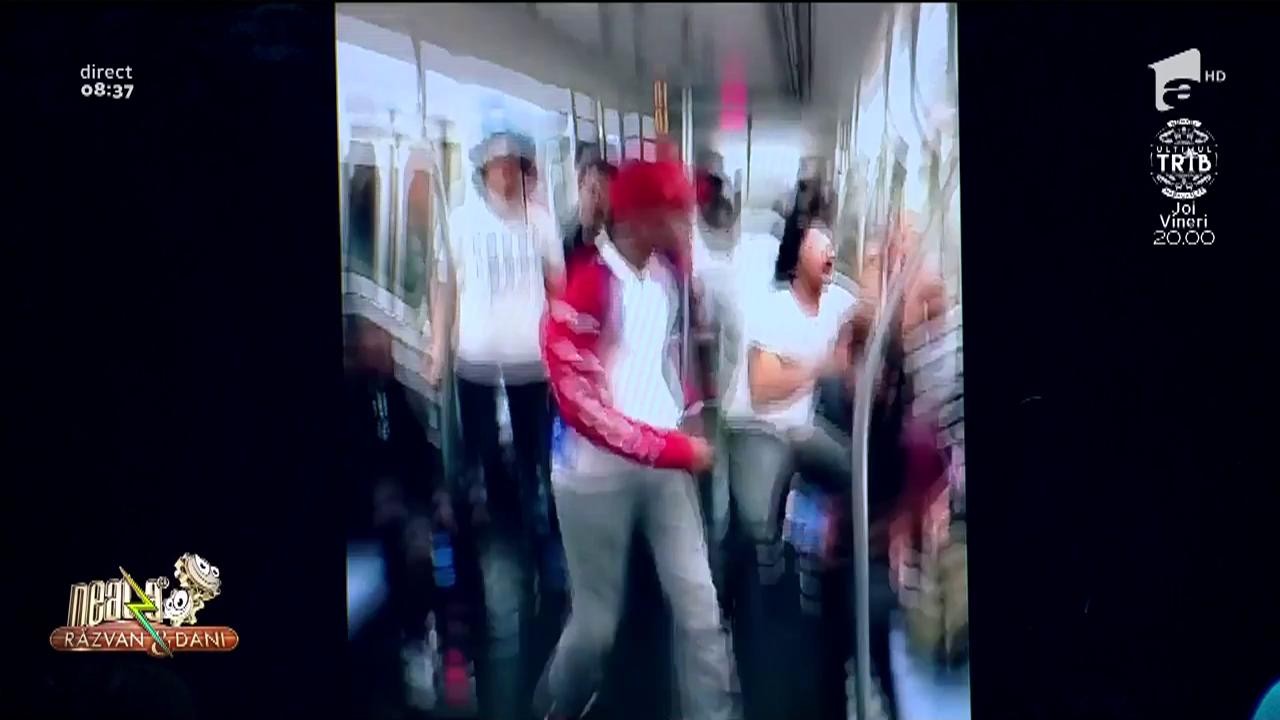 Smiley News. Cum merg corporatiștii cu metroul spre Pipera