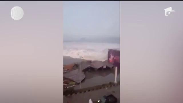 384 de morţi după tsunami, &icirc;n Indonezia