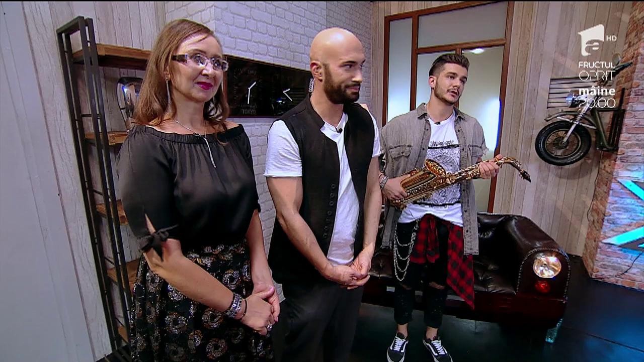 Maria Lătărețu - Lie, ciocârlie. Vezi cum cântă, la saxofon, Marcu Valeria, la X Factor!