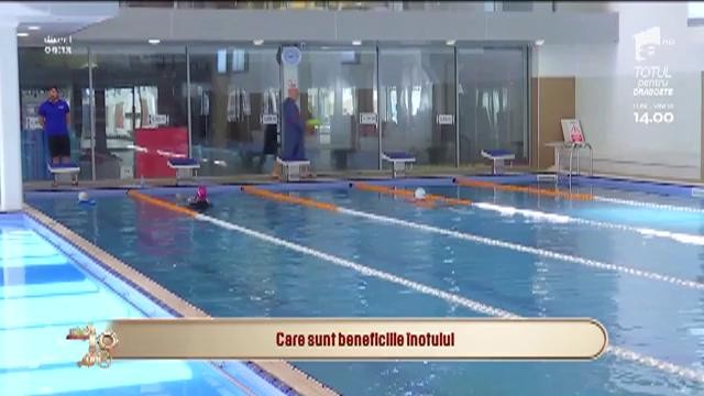 &Icirc;notul, sportul care dezvoltă cel mai bine un copil: "De la șase luni, cei mici pot fi aduși la bazin"