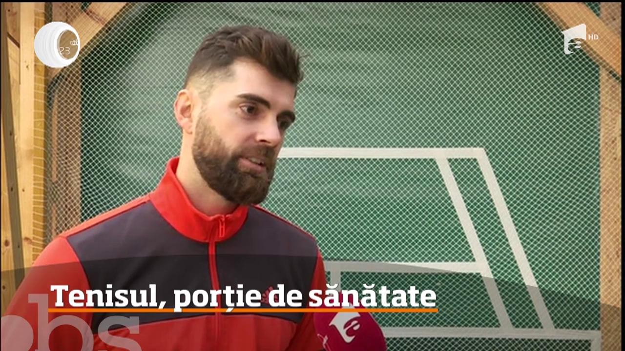 &Icirc;nc&acirc;ntaţi de performanţele Simonei Halep, tot mai mulţi părinţi aleg să &icirc;şi &icirc;nscrie copiii la ore de tenis