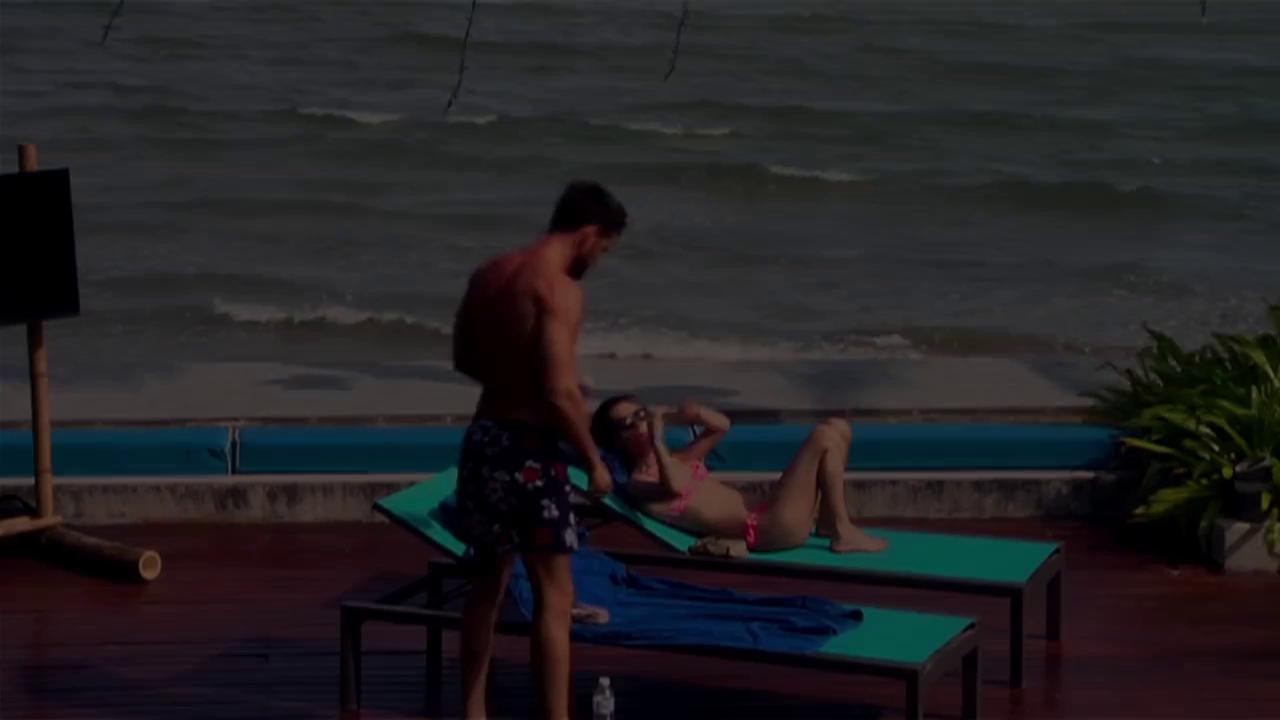 Flore şi Bruno au plecat de pe Insula Iubirii! Ambii au lăsat c&acirc;te un cadou pentru doi dintre concurenţi!