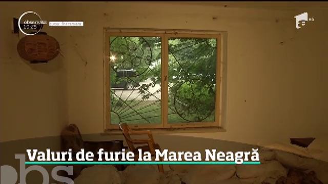 Puteam să avem mai mulţi turişti străini dec&acirc;t locuitori, dacă statul nu ar fi lăsat litoralul &icirc;n paragină. O lecţie vine de la bulgari