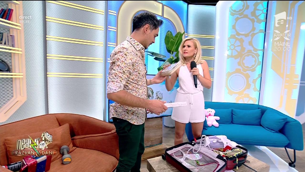 Control vamal la Neatza! Răzvan Simion a cotrobăit &icirc;n bagajul Diannei Rotaru