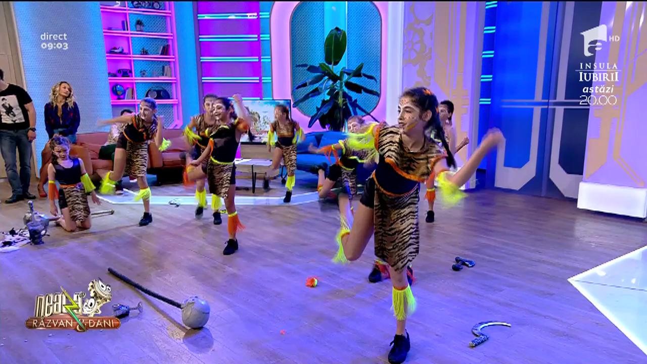 Fetițele de la școala de dans "The Best Dance", moment spectaculos la Neatza