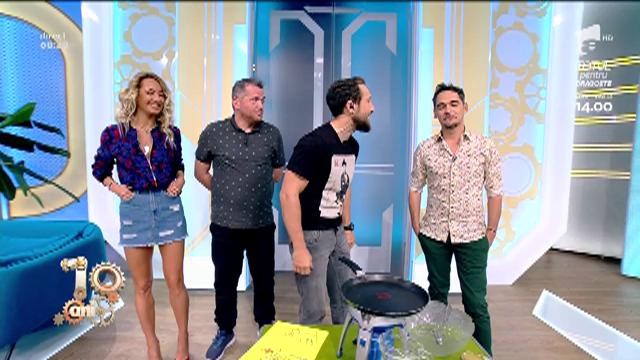 Dani Oțil face clătite pentru toată echipa Neatza!
