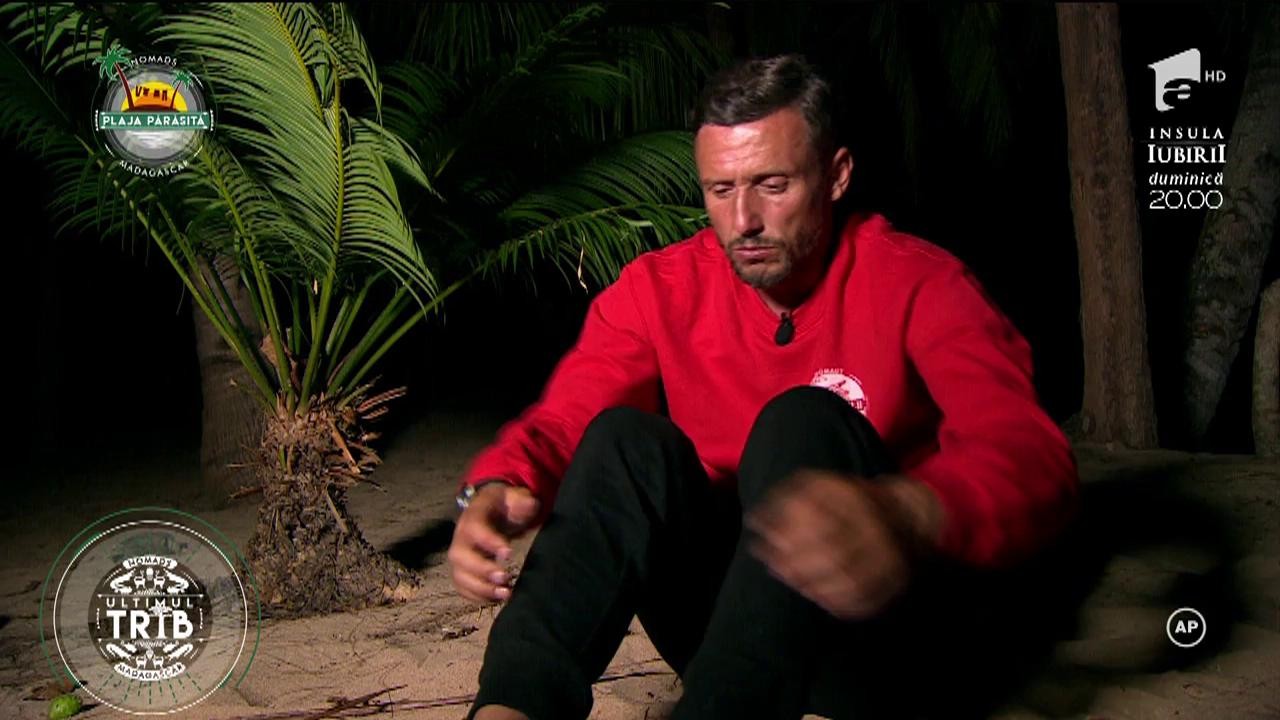 Daniel Chiriță, baie corespunzătoare &icirc;n mare: "&Icirc;mi place pe insulă"