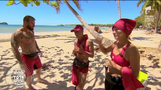 &rdquo;M-a făcut prost!&rdquo; Daniel Chiriță, mustrat de fete pentru modul &icirc;n care se comportă: &rdquo;Are o viziune depășită asupra a ceea ce trebuie să facă femeile&rdquo;