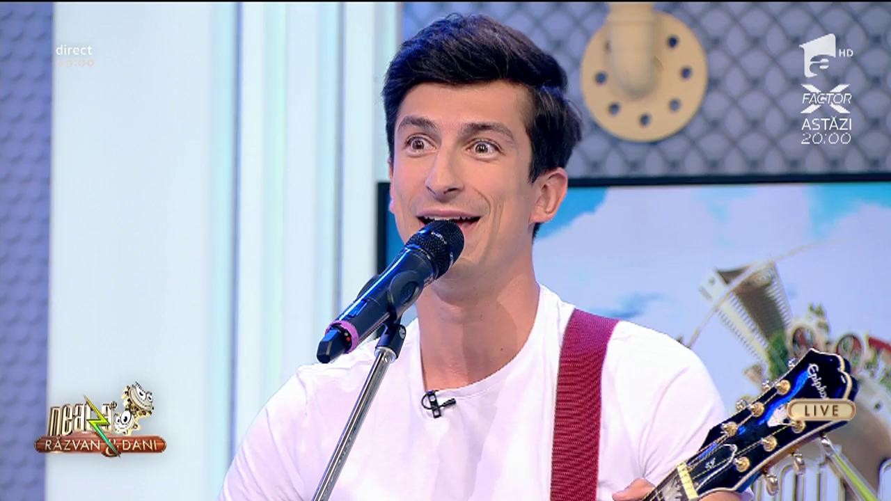 Alex Ștefănescu c&acirc;ntă live, la Neatza, piesa &bdquo;Animal Urban&rdquo;