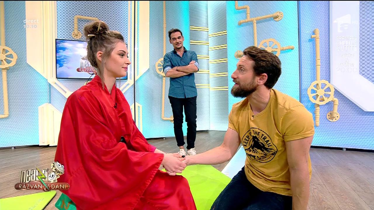 Ucenica Andreea, masaj relaxant pentru Răzvan, Dani și Flavia