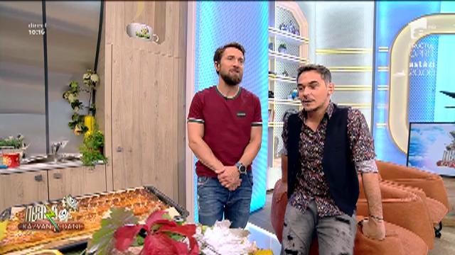 Dani Oțil, glume la adresa colegului său: "Răzvan, ești slab pentru că banii te-au golit de sevă"