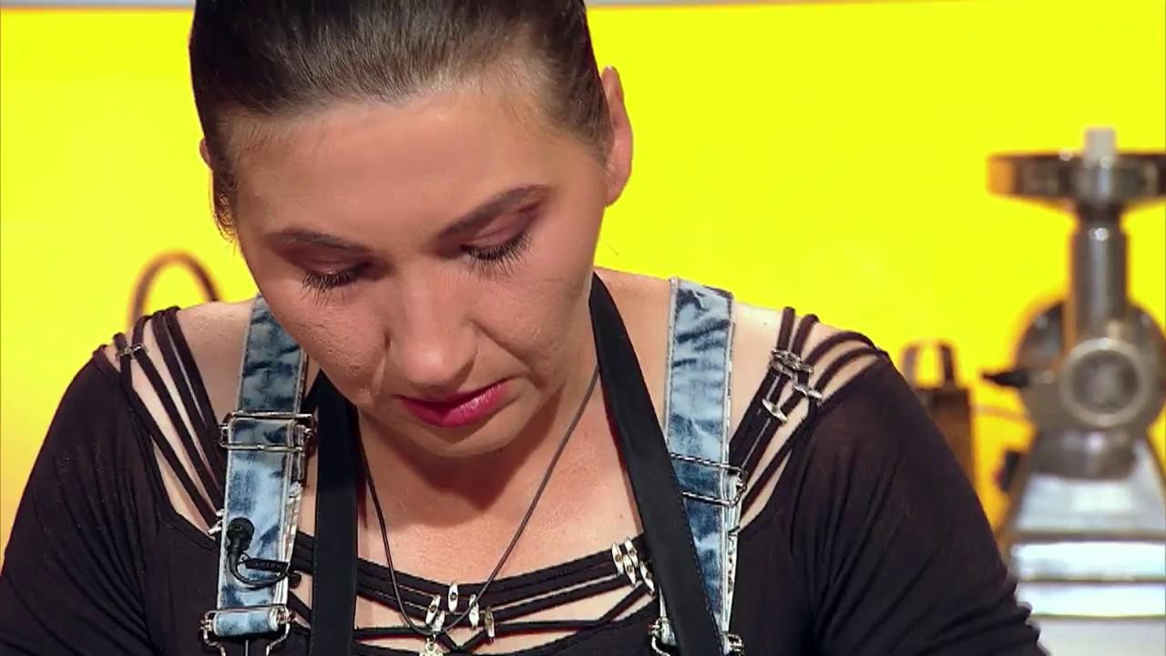 Mihaela Tudor a lucrat în Irak ca ajutor de bucătar: "În spatele meu, la 100 de metri, a fost un atentat cu bombă"