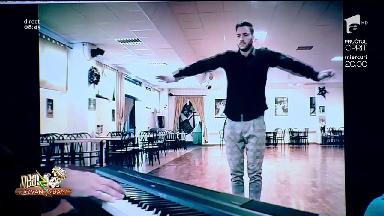 Smiley News. Dans unic și spectaculos