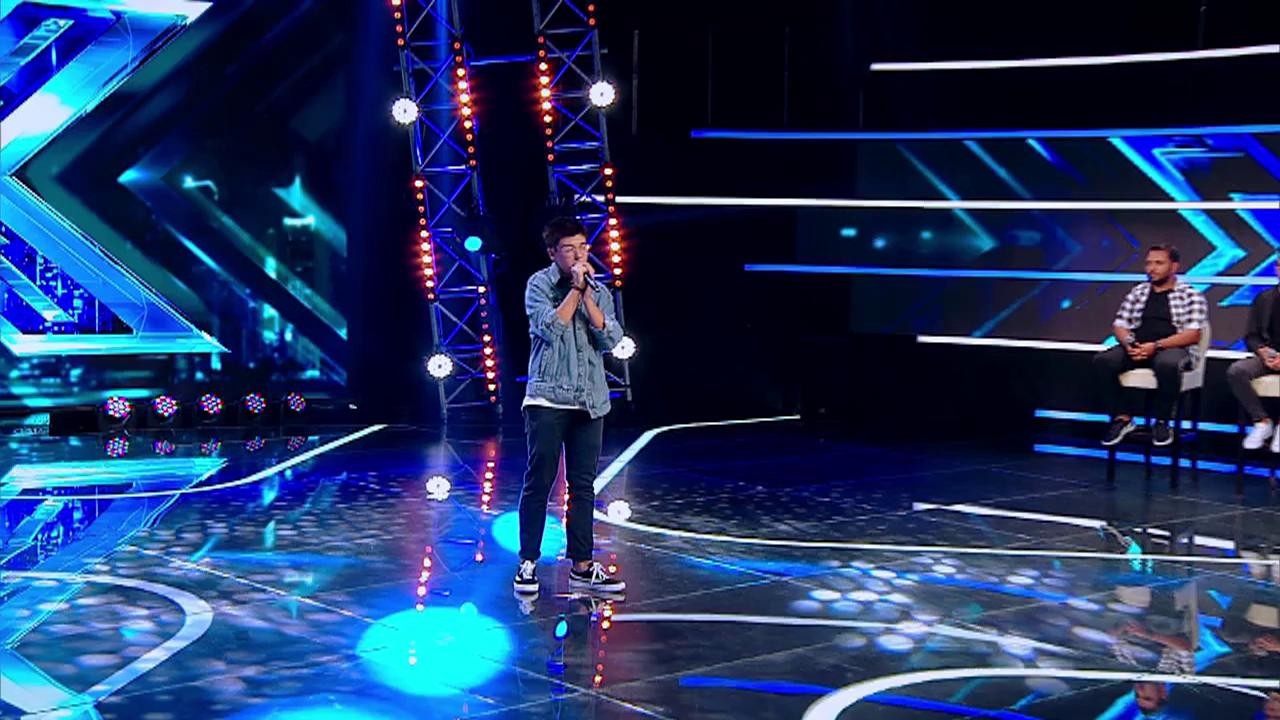 A Great Big World - Say Something. Vezi cum cântă Dragoș Bucătariu, la X Factor!