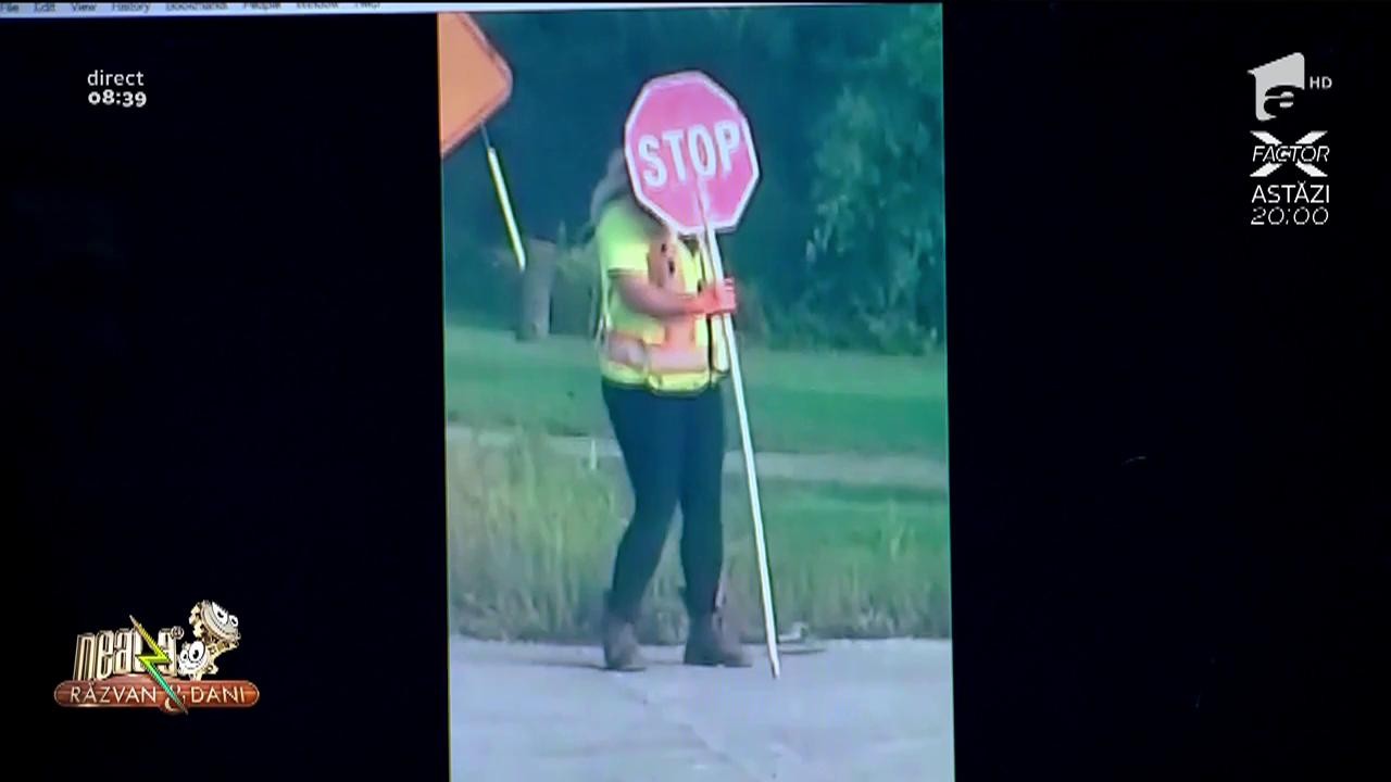 Smiley News. Doamna și semaforul. Toți șoferii s-au repezit să o filmeze
