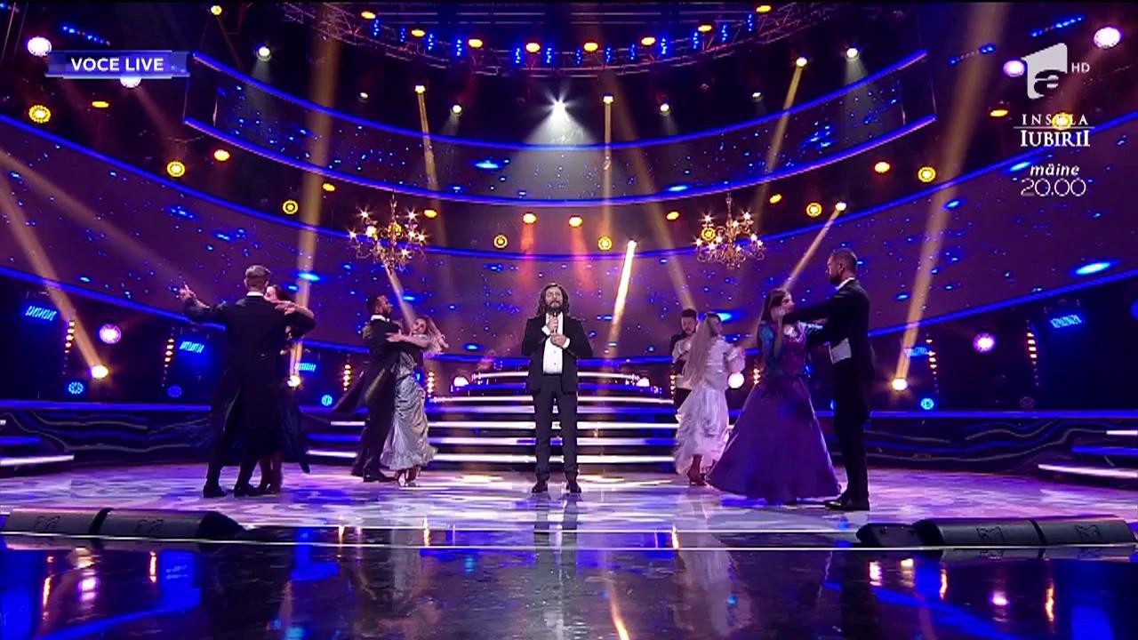 Jean de la Craiova se transformă în Demis Roussos - "Come waltz with me"