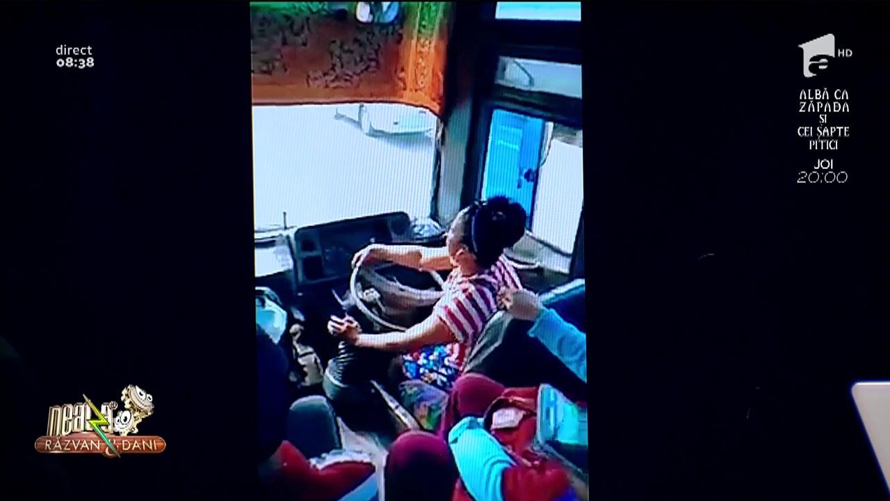 Smiley News. O modalitate mai interesantă de a conduce un autobuz