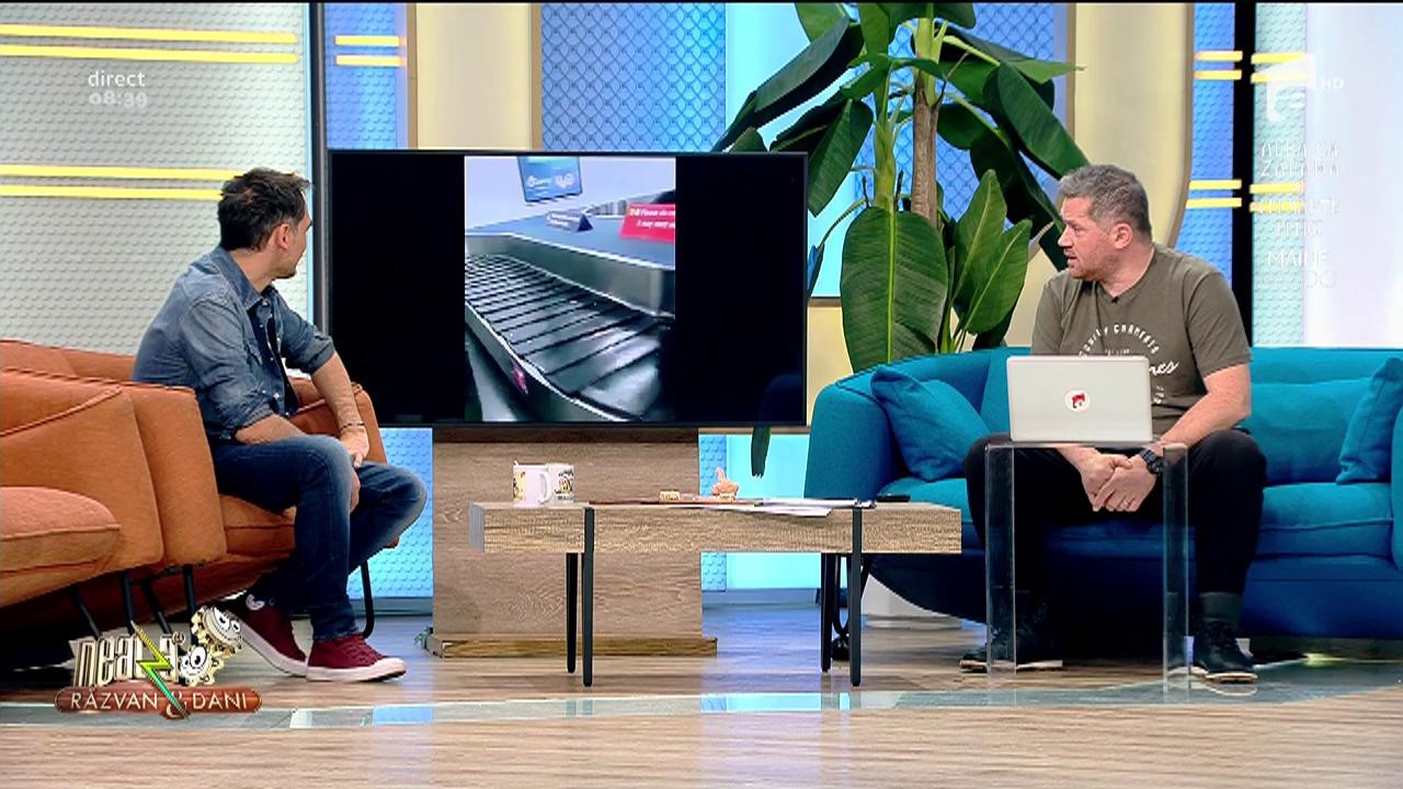 Smiley News. Tomberonul pe post de bagaj de cală