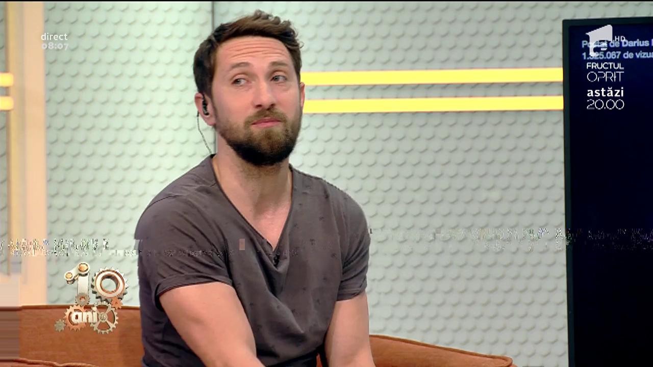 Smiley News. I-au ridicat căruța cu platforma