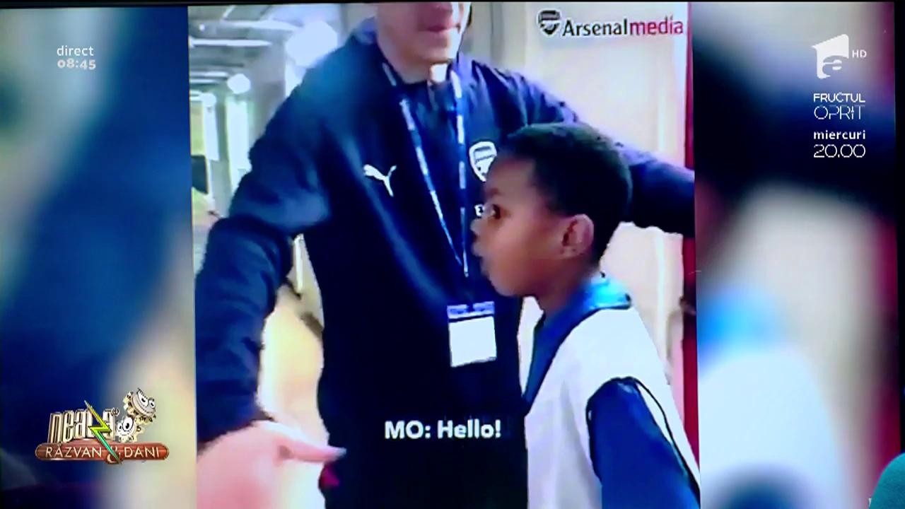 Smiley News. Reacția unui copil c&acirc;nd &icirc;și vede idolul din fotbal