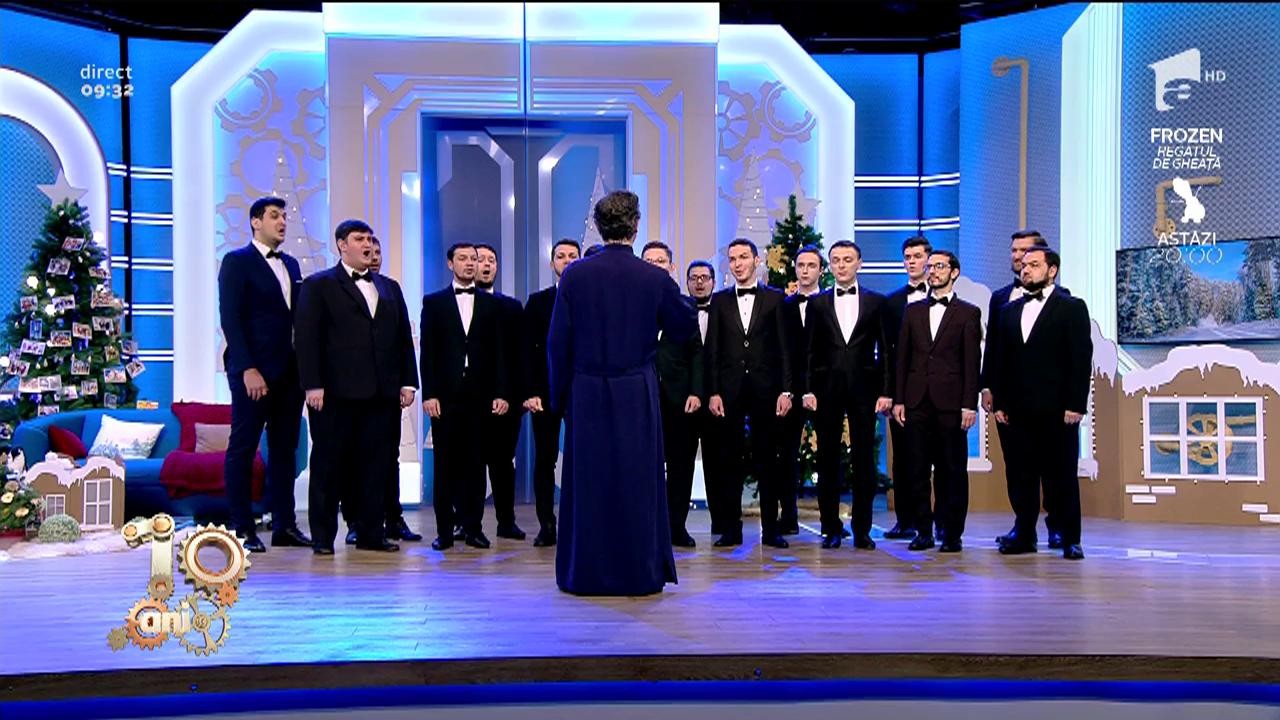 Corul "Cantus Domini" - "Bună dimineața la Moș Ajun"