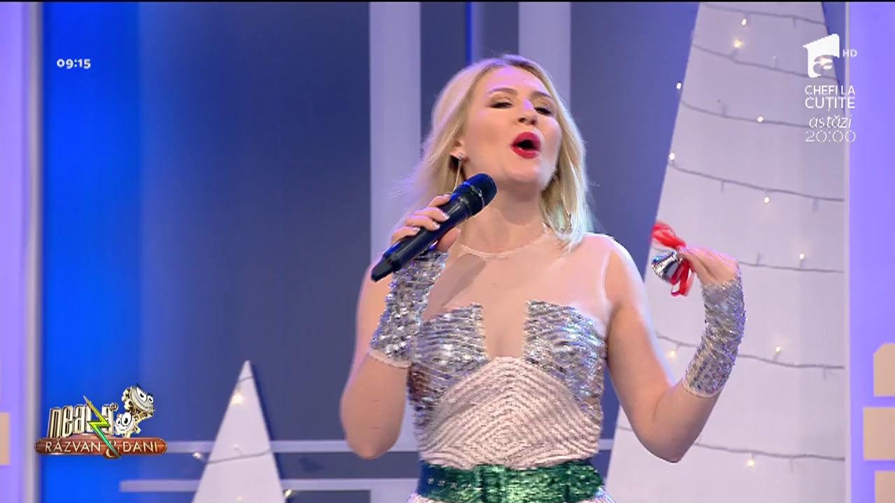Dianna Rotaru - "Crăciun fericit"