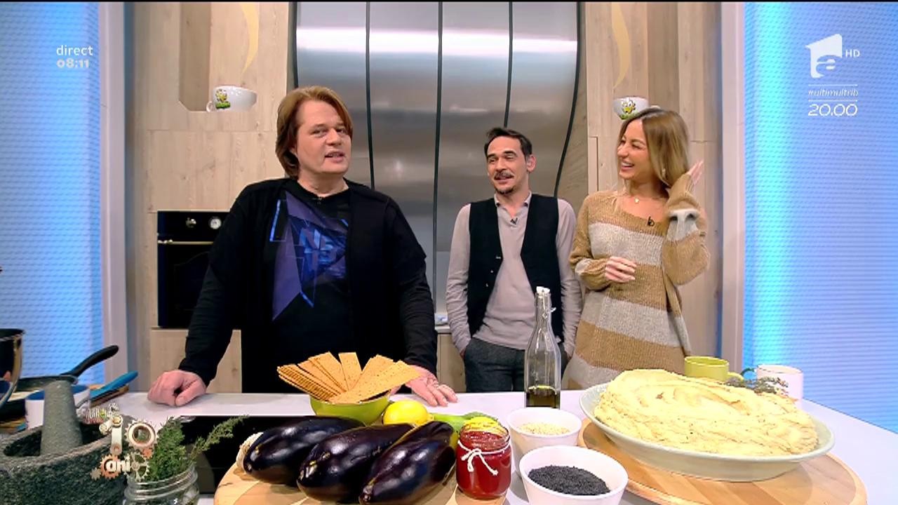 Reţeta zilei! Hummus libanez cu garnitură de vinete și lipii de casă - Gustarea Sultanului