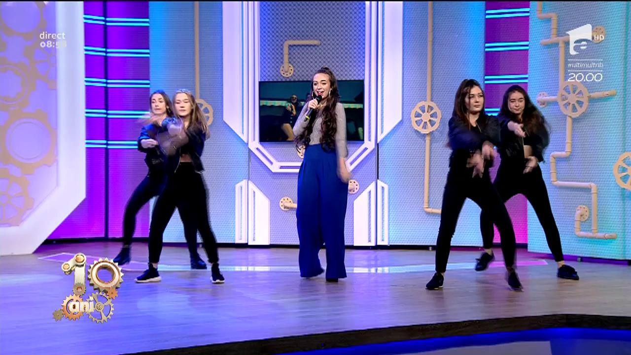 Bianca c&acirc;ntă, la Neatza, melodia "Fete Tra La La"