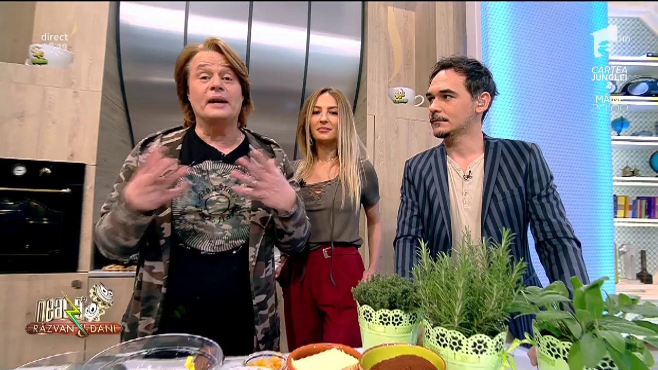 Răsfăţul zilei! Vlăduţ prepară ciocolată de casă