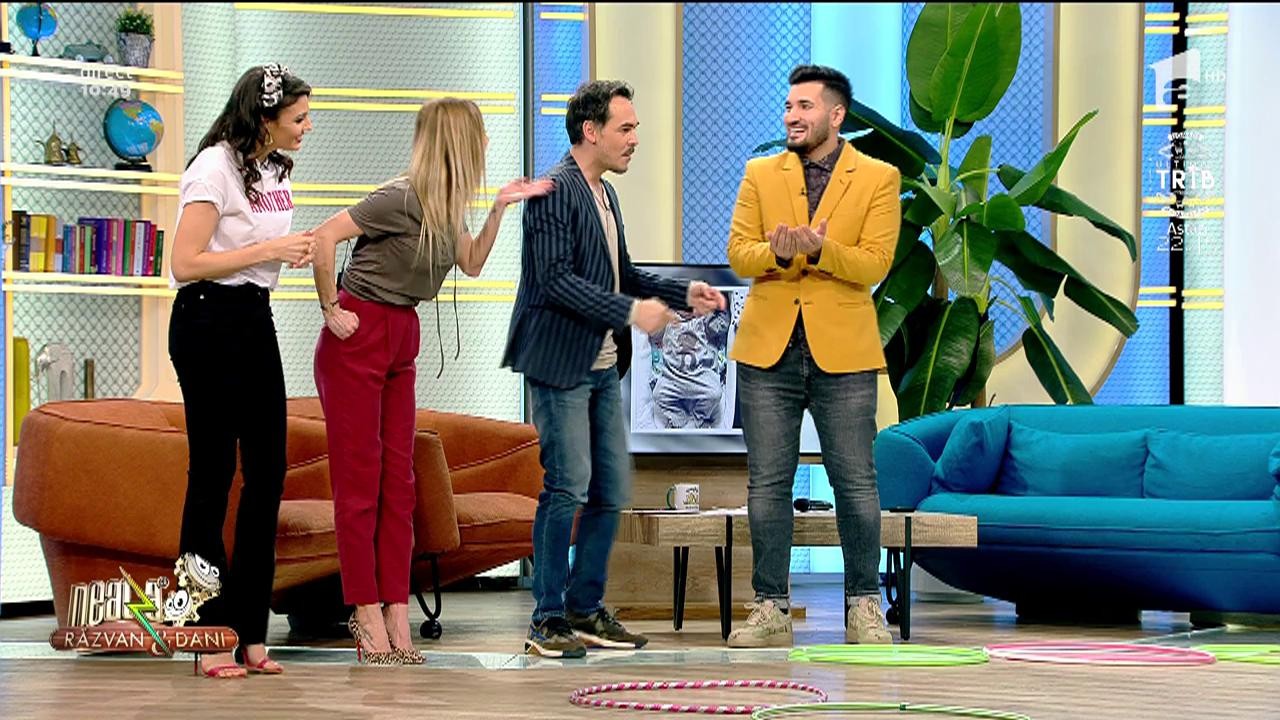Piatră, h&acirc;rtie, foarfecă. Nadir Tamuz vs. Amalia Ștefania