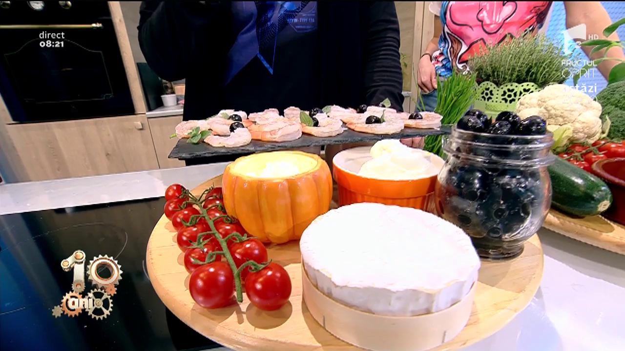 Rețeta zilei: Tartă de Provence. Un deliciu cu foietaj, multe legume și creveți.