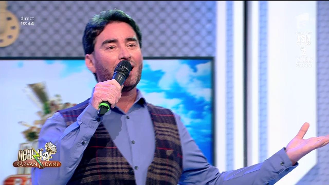 Florin Mureșan c&acirc;ntă, la Neatza, melodia "Spune-mi de ce"
