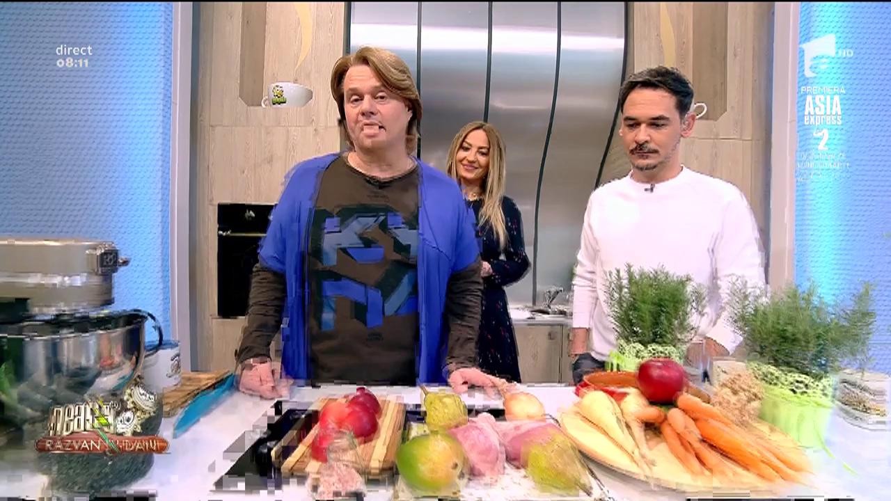 Reţeta zilei: Vlăduț gătește rasol de curcan cu sos fructat