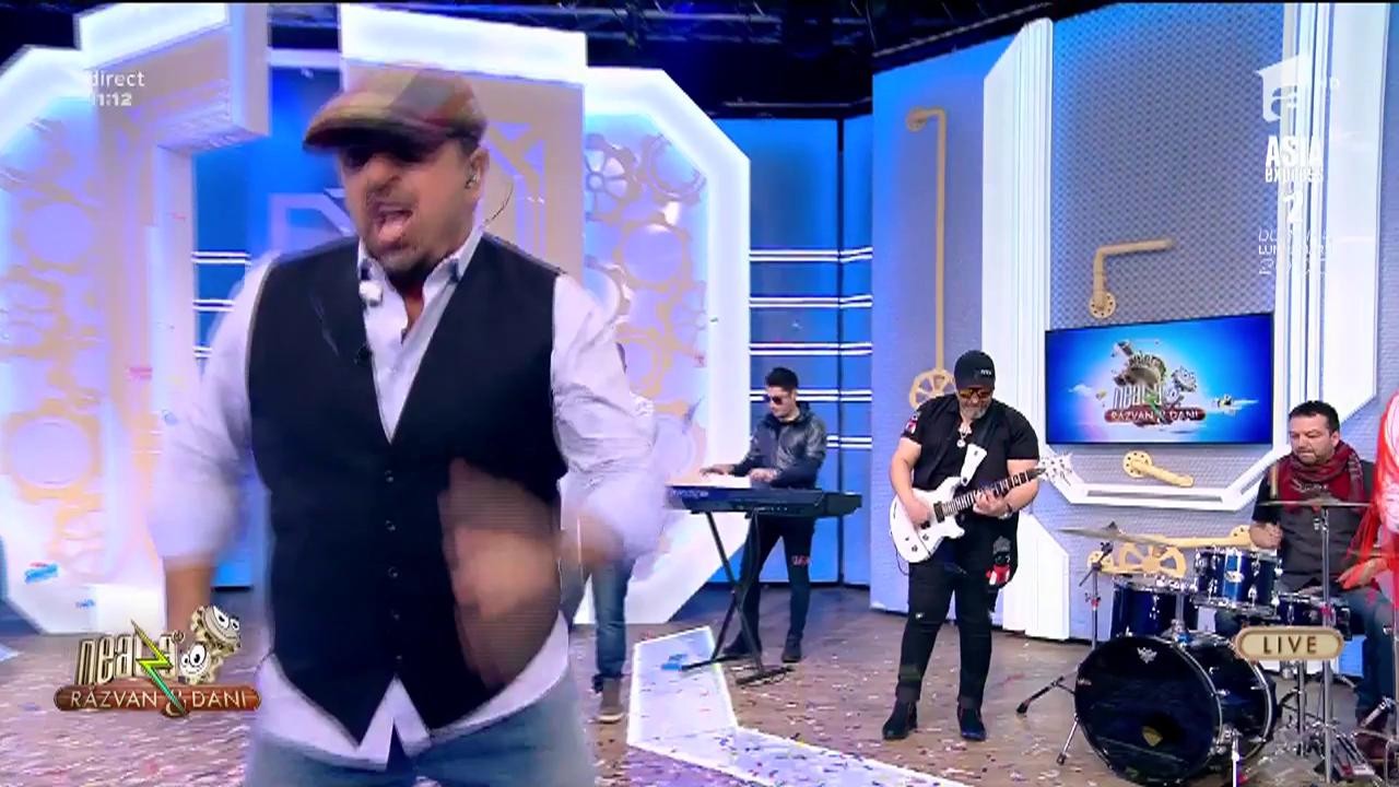 Live. Horia Brenciu c&acirc;ntă melodia Ce-ar fi