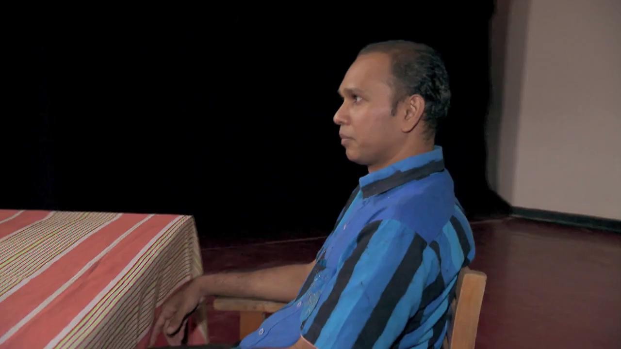 Oase şi CRBL au făcut senzaţie pe dansul tradiţional din Sri Lanka! "Poate mă iei şi pe mine dansator"