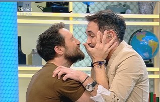 Răzvan și Dani exersează tehnica sărutului!: &rdquo;Ia-mă! P&acirc;nă nu-mi dai pup, eu nu mă las!&rdquo;