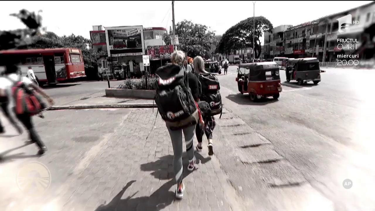 Schimbare şoc la Asia Express 2! Margherita şi Iuliana Luciu le-au &icirc;nlocuit pe Bianca Drăguşanu şi sora ei!