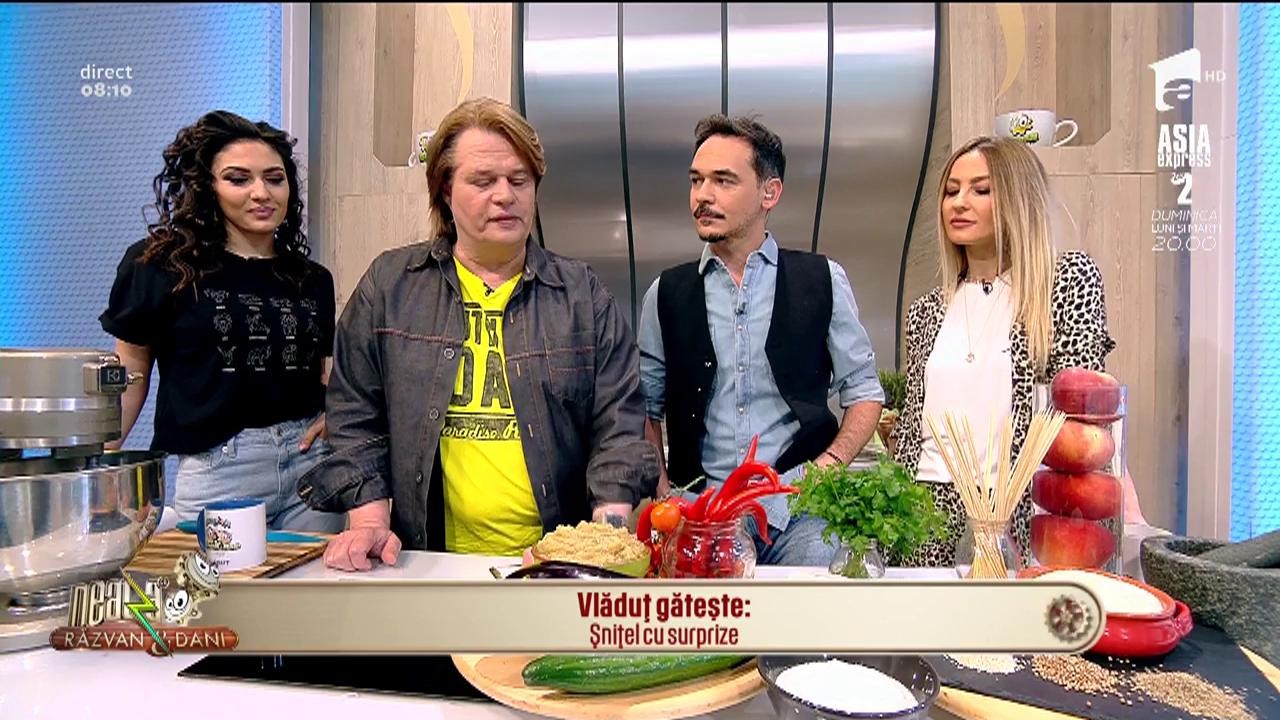 Răsfăţul zilei! Vlăduţ prepară șnițel cu surprize