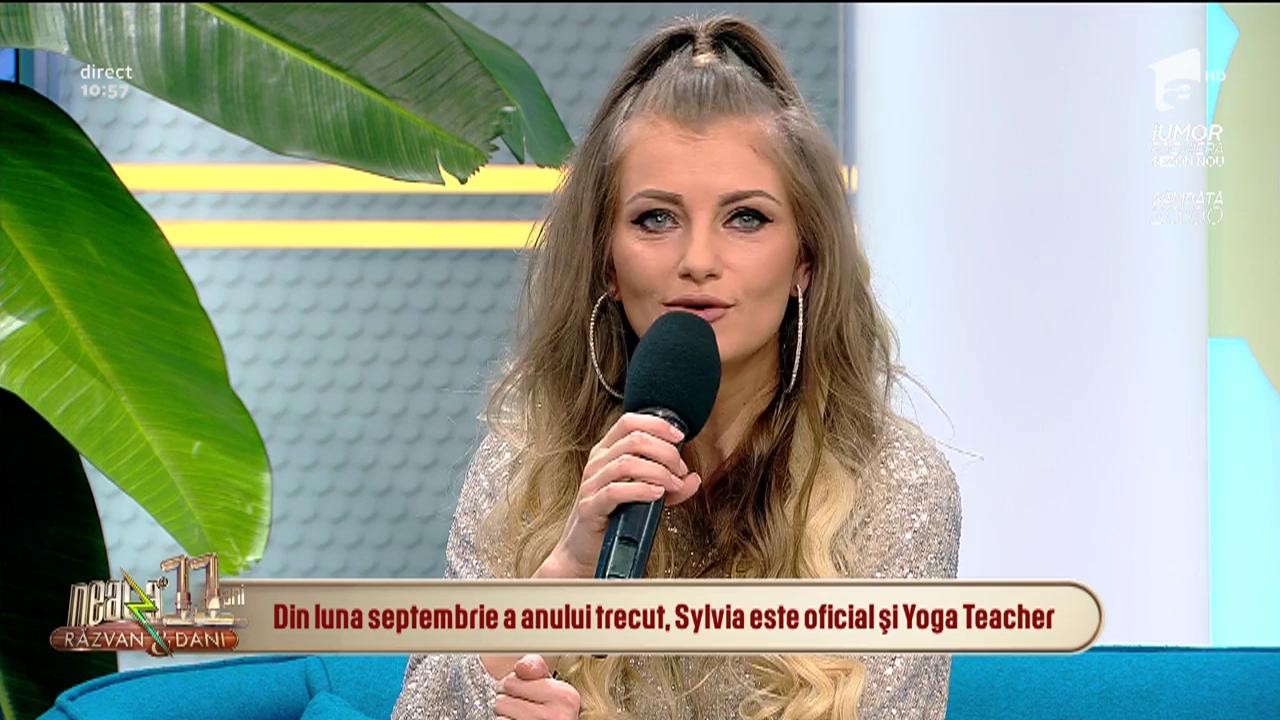 Sylvia, cu ochii &icirc;n lacrimi la Neatza: "La mulți ani, mamă!"