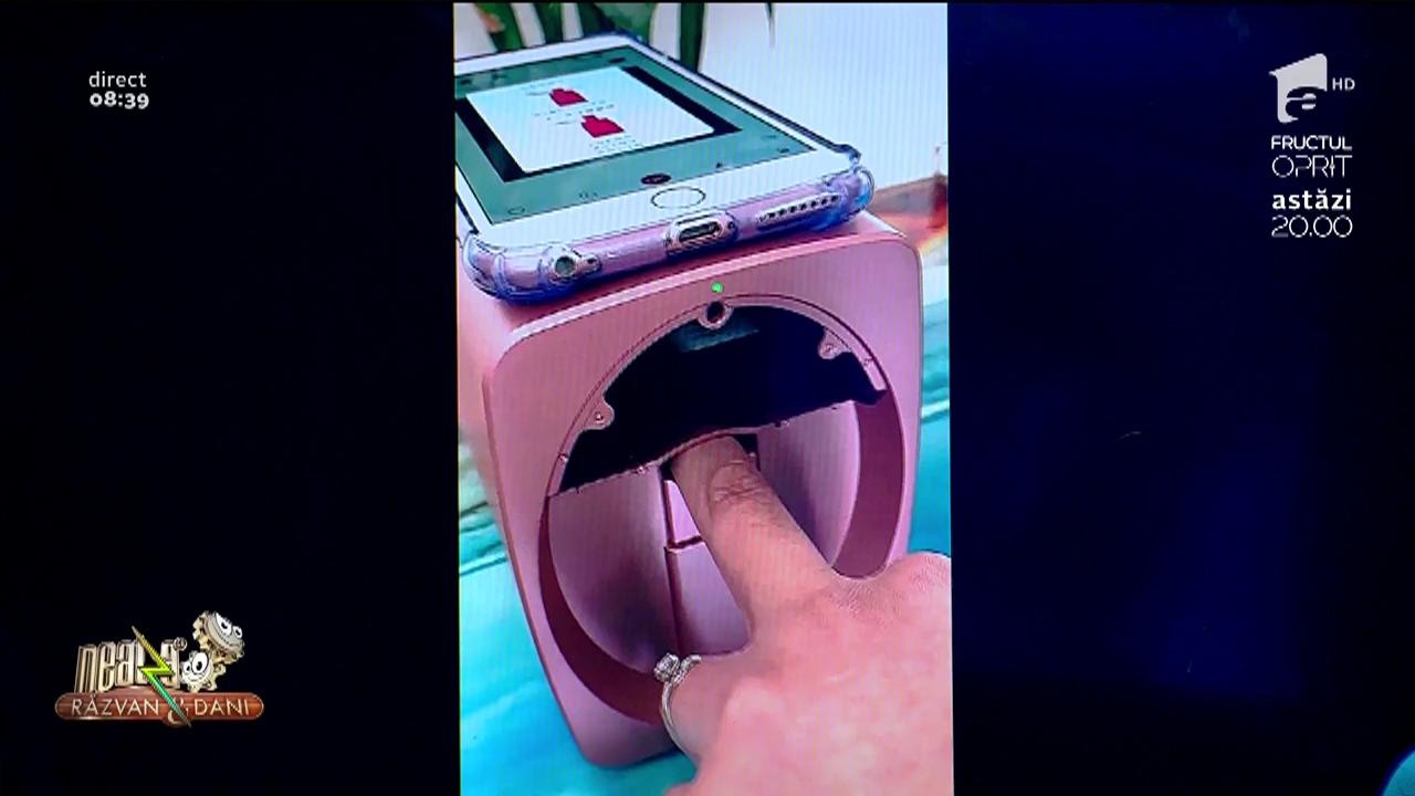 Smiley News. Manichiură cu ajutorul telefonului, revoluția anului 2019