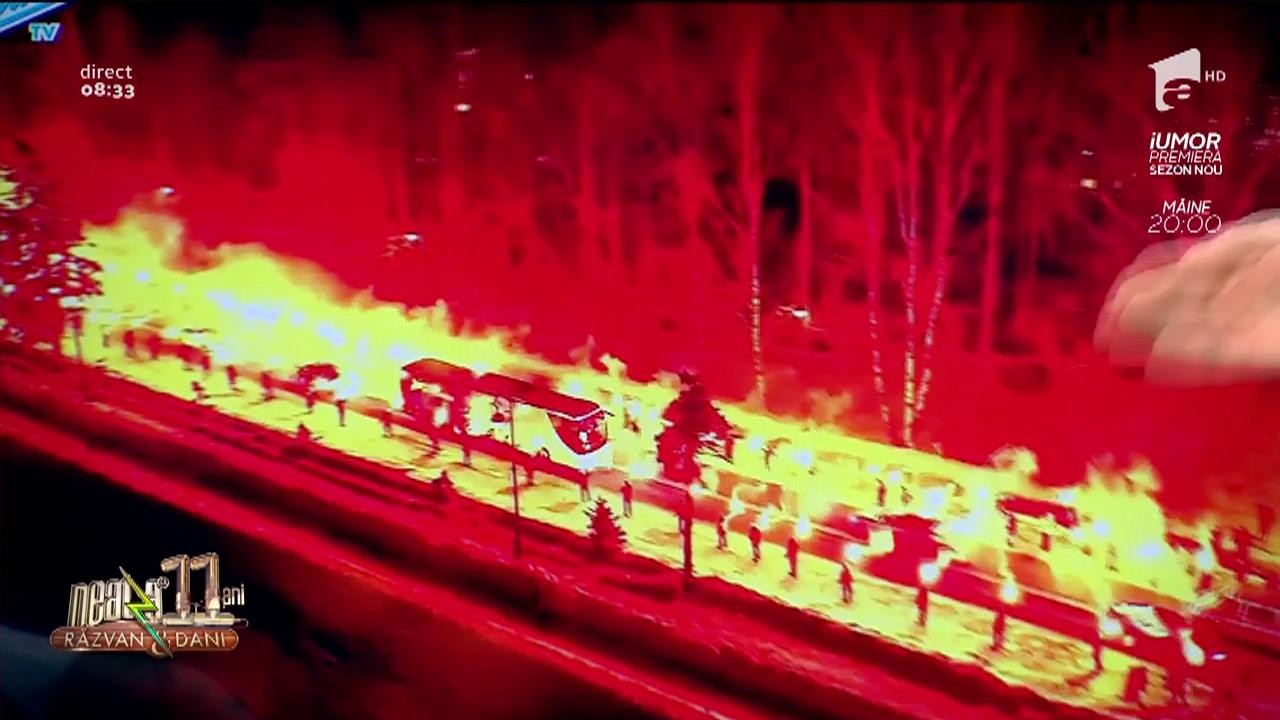 Smiley News. Spectacol total &icirc;n Rusia! Fanii lui Zenit Sankt Petersburg și-au &icirc;nt&acirc;mpinat jucătorii cu torţe şi cu fumigene &icirc;n drumul către stadion