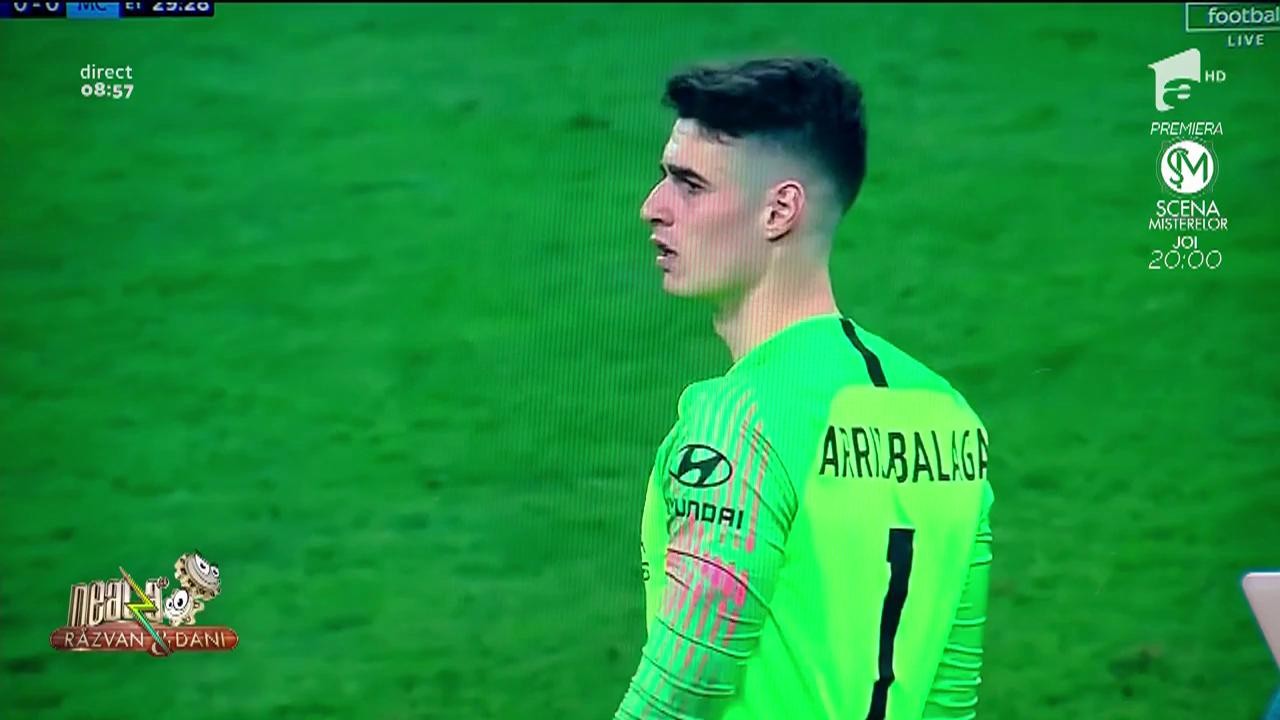 Smiley News. Reacția portarului de la Chelsea FC care a refuzat să iasă de pe teren, după ce s-a accidentat