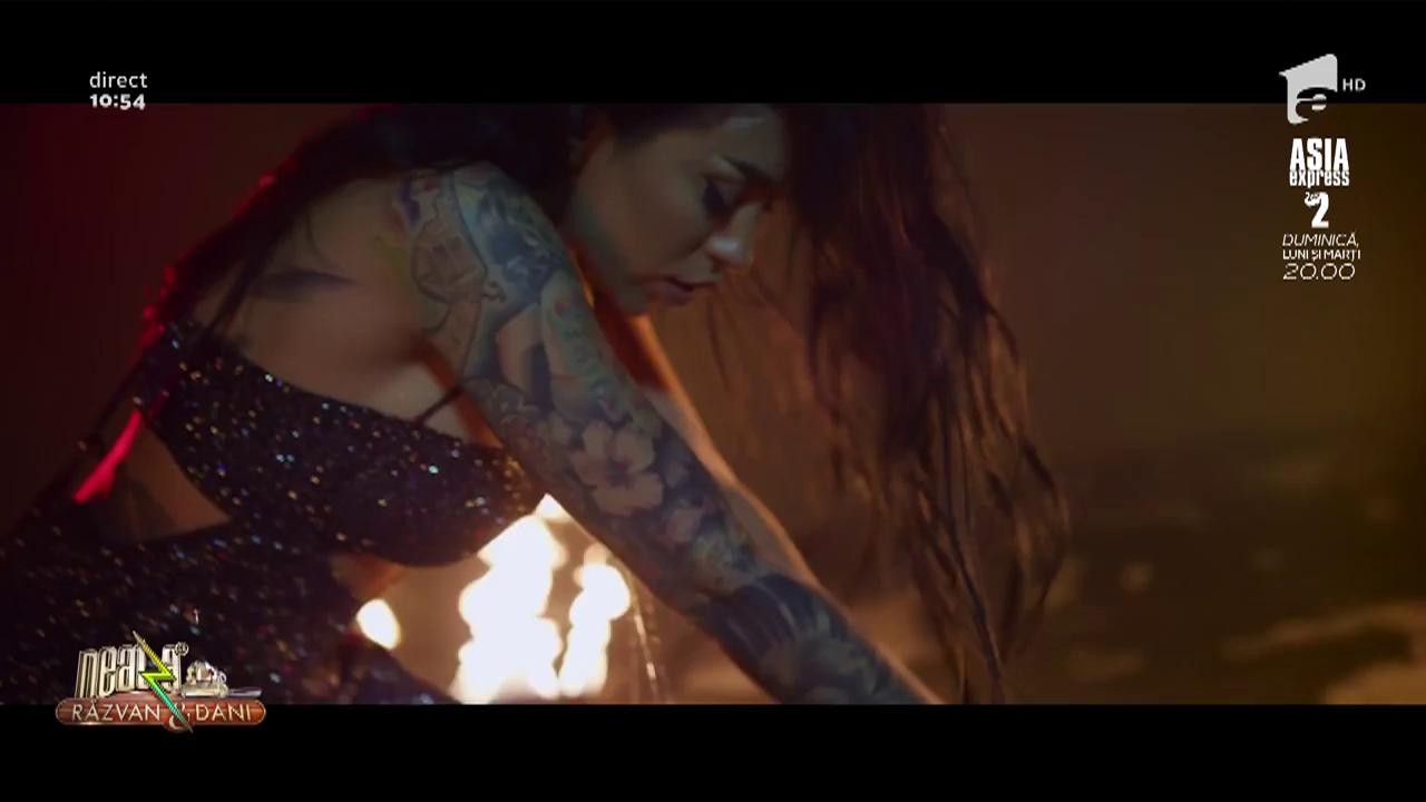 Ruby c&acirc;ntă, la Neatza, piesa "Toarnă"