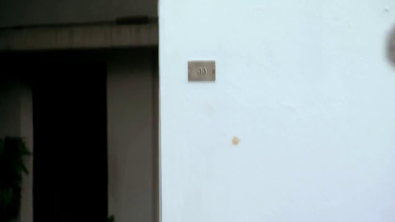 Limba singaleză i-a pus &icirc;n dificultate pe concurenţi! "Sunt nişte covrigi aici! Ăsta nu e scris de om! Le-au găsit pe o nava extraterestră"