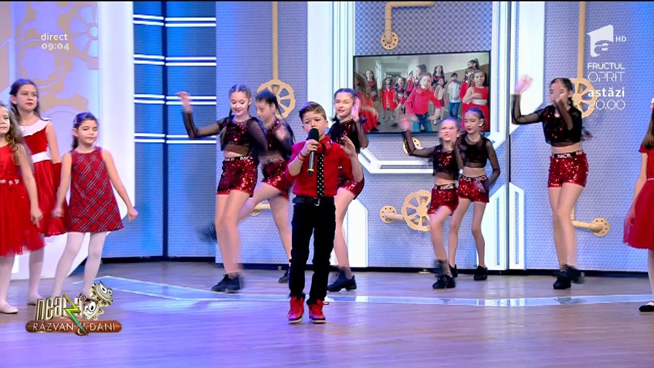 Andreas Maxer feat. Mini Friendship și The Best Dance c&acirc;ntă, la Neatza, piesa "Tu, mama!"